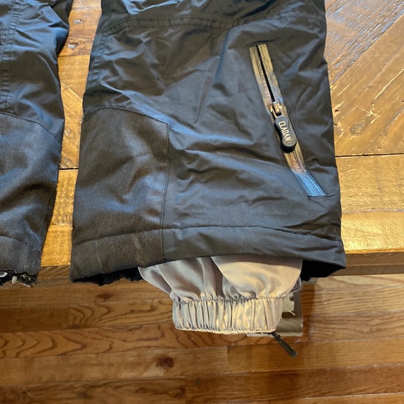 Cladan snowboard pants size Xlarge - Picture 3 of 10